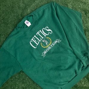 Vintage Boston Celtics Logo 7 Sweatshirt Youth Large